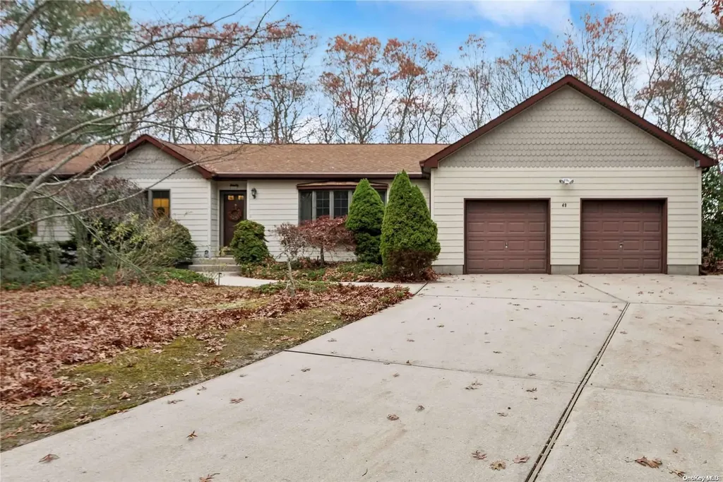 49 N Quarter Road Westhampton NY 11977