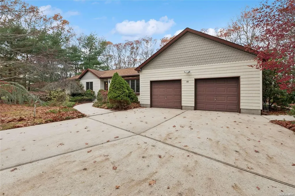 49 N Quarter Road Westhampton NY 11977