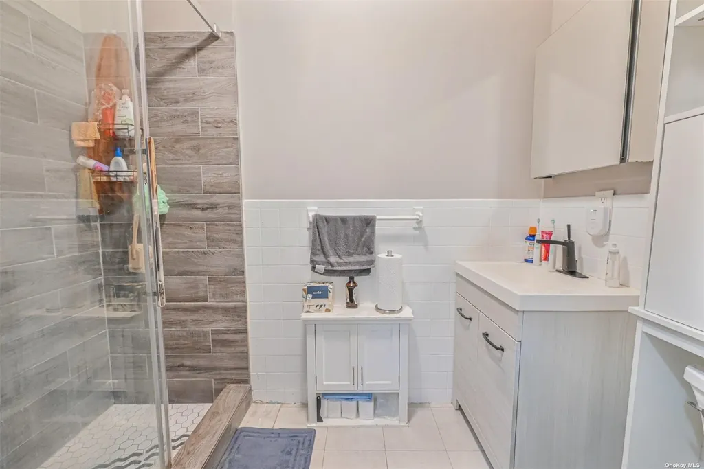 3104 Snyder Avenue Brooklyn NY 11226