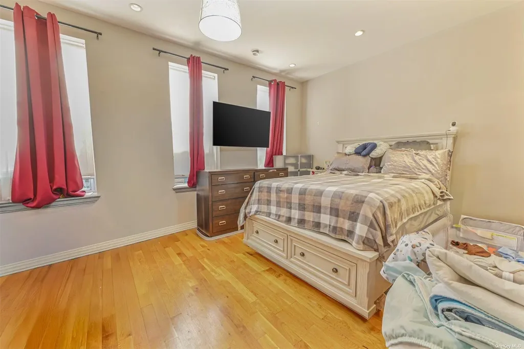 3104 Snyder Avenue Brooklyn NY 11226