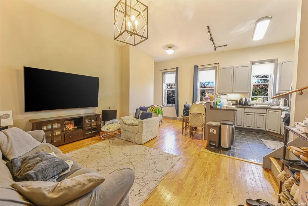 3104 Snyder Avenue Brooklyn NY 11226