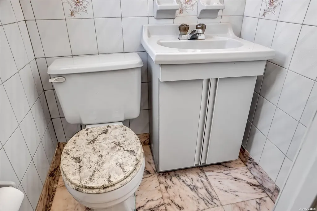 2537 E 21st Street Brooklyn NY 11235