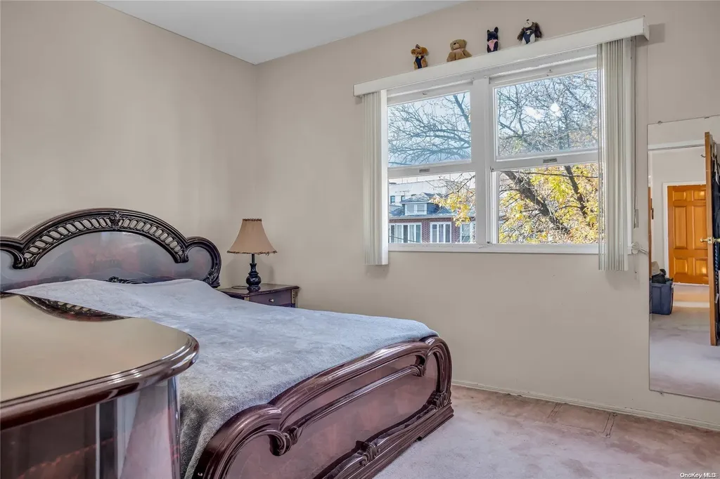 2537 E 21st Street Brooklyn NY 11235