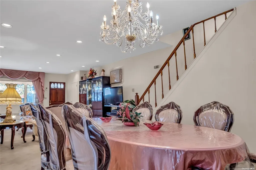 2537 E 21st Street Brooklyn NY 11235