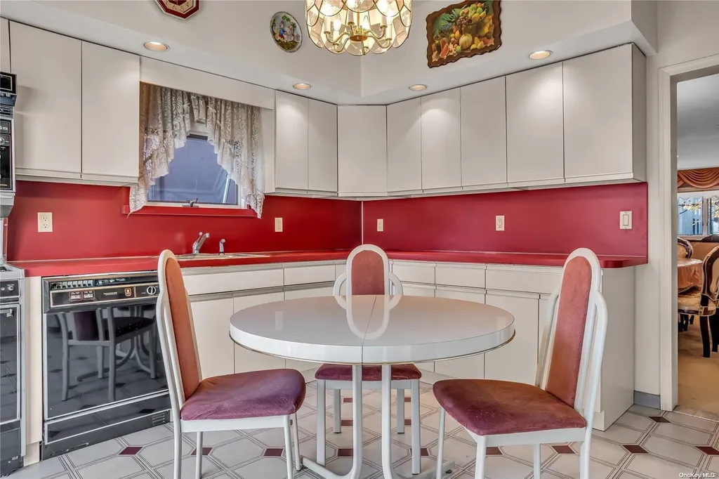 2537 E 21st Street Brooklyn NY 11235