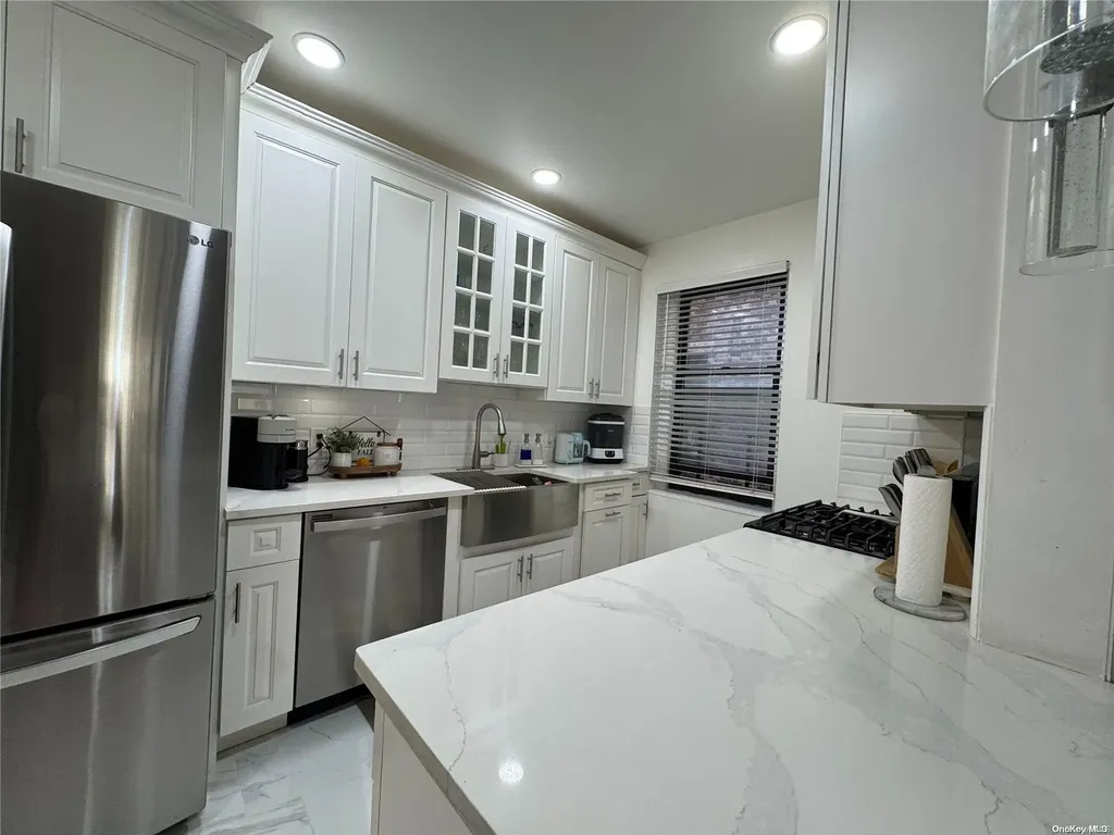 82 Caryl Avenue Yonkers NY 10705