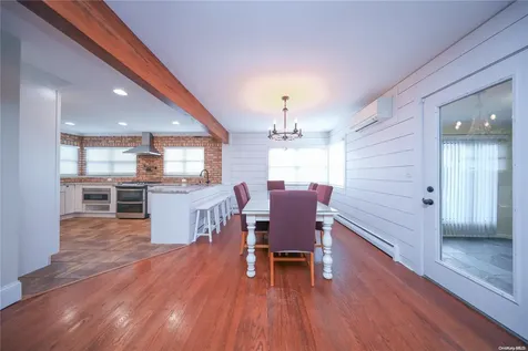 426 Wooddale Avenue Staten Island NY 10301