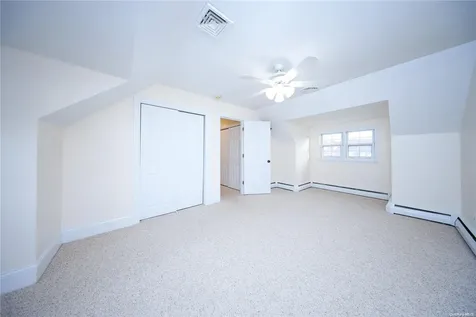 426 Wooddale Avenue Staten Island NY 10301