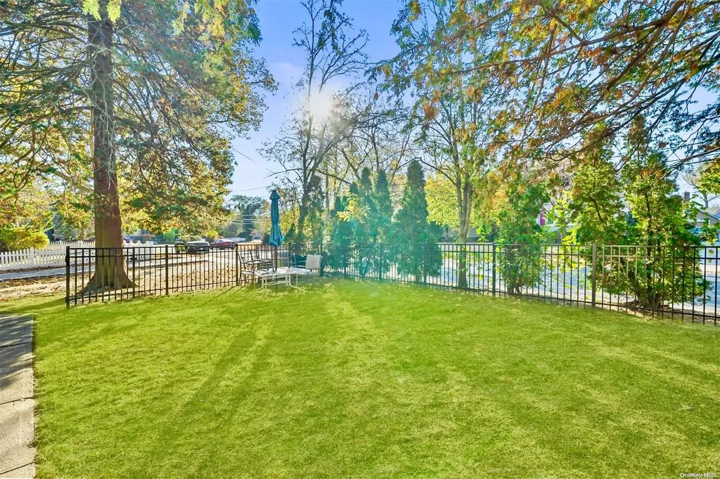 4 Johnson Avenue Malverne NY 11565