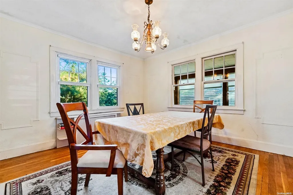 4 Johnson Avenue Malverne NY 11565