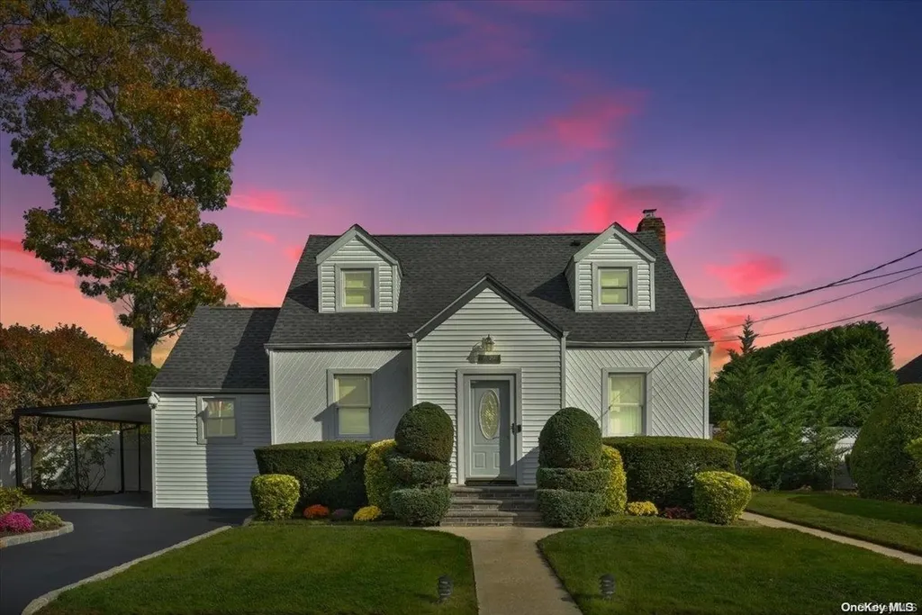 2847 Calvin Road Oceanside NY 11572