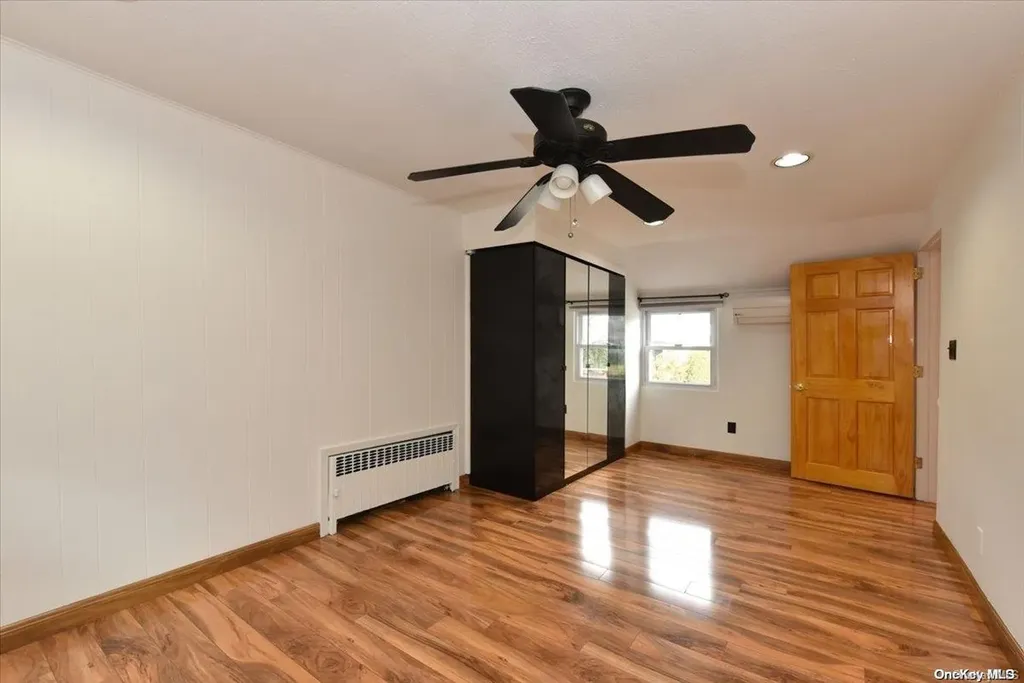 2847 Calvin Road Oceanside NY 11572