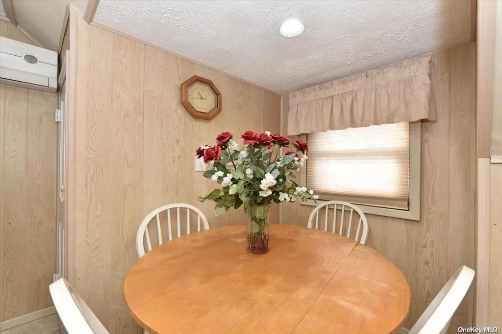 2847 Calvin Road Oceanside NY 11572