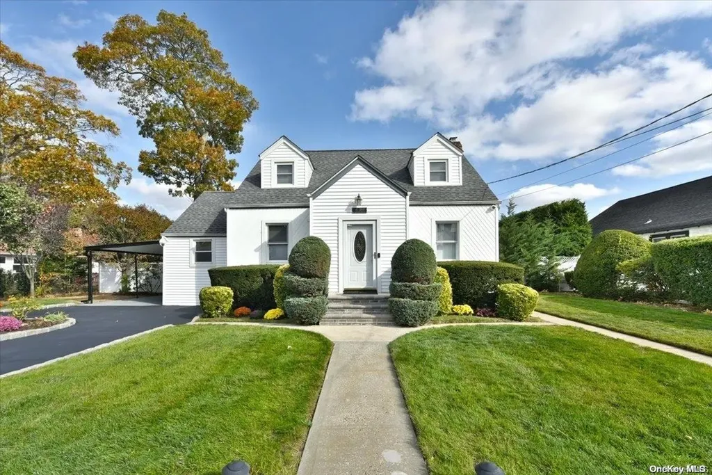 2847 Calvin Road Oceanside NY 11572
