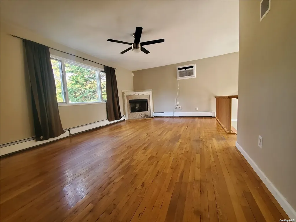 98 Cedarhurst Avenue Selden NY 11784