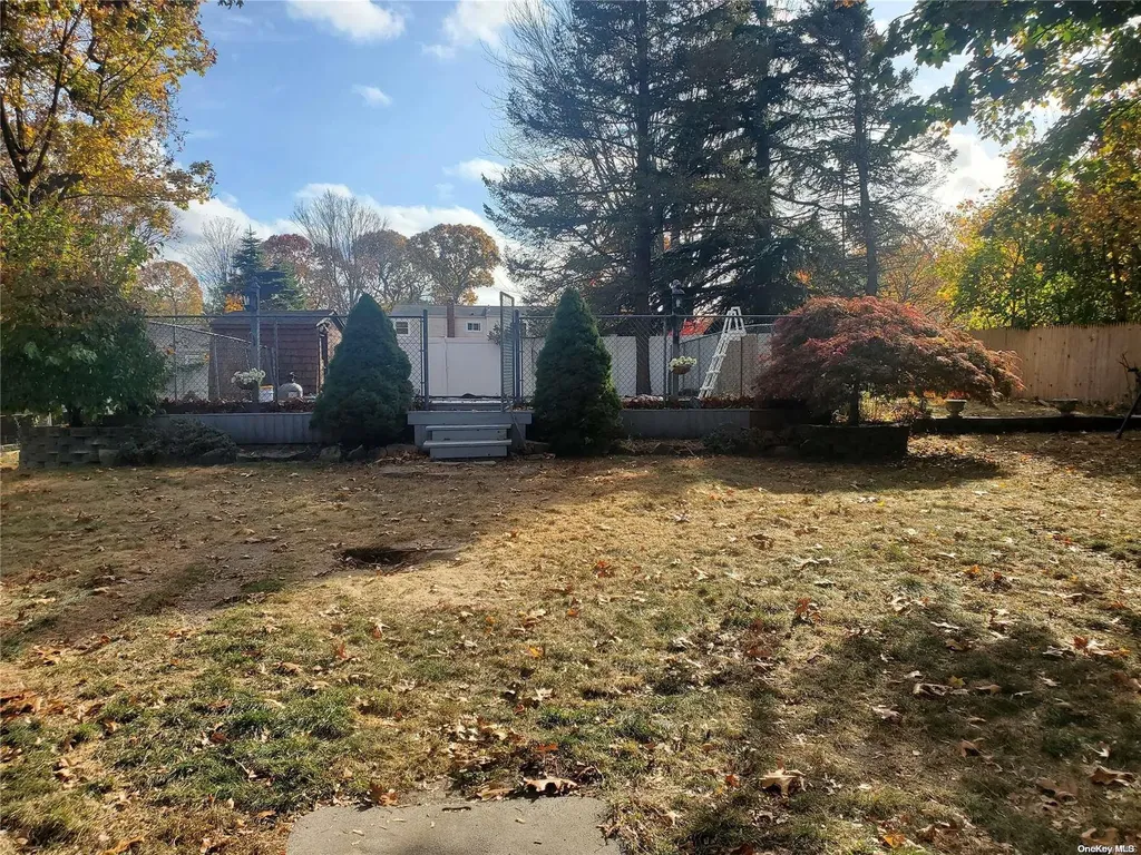 98 Cedarhurst Avenue Selden NY 11784