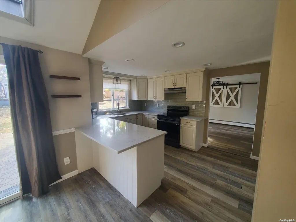 98 Cedarhurst Avenue Selden NY 11784