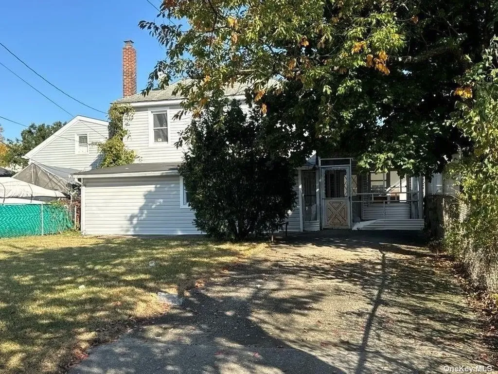 110 Cedar Road Inwood NY 11096