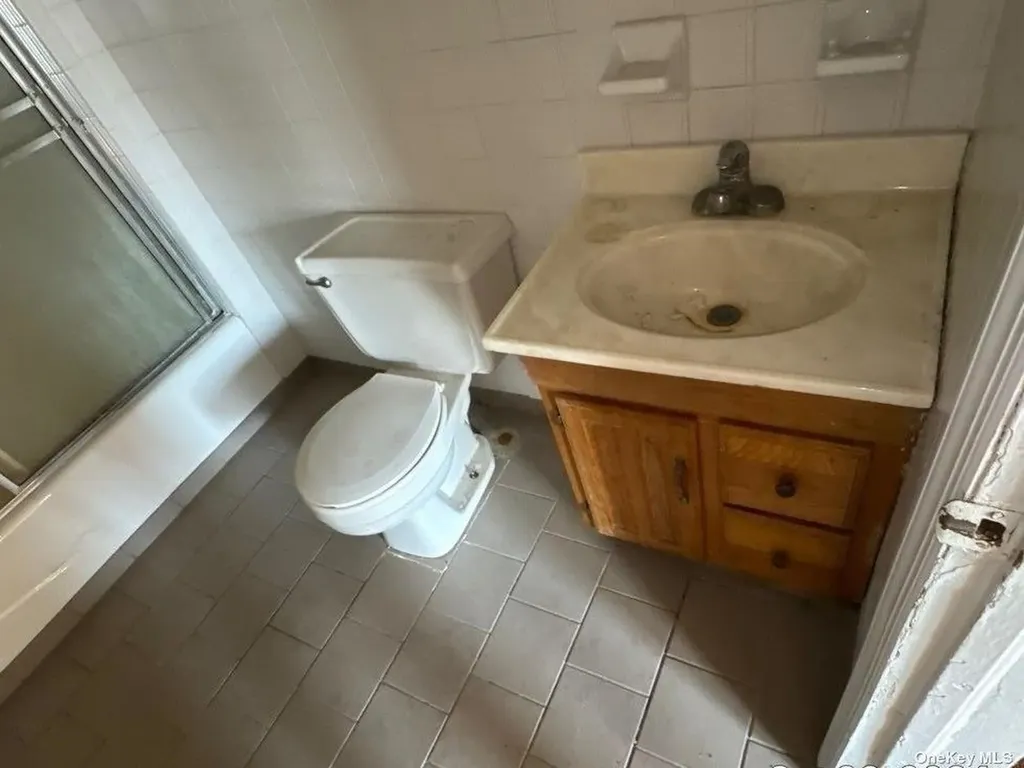 110 Cedar Road Inwood NY 11096