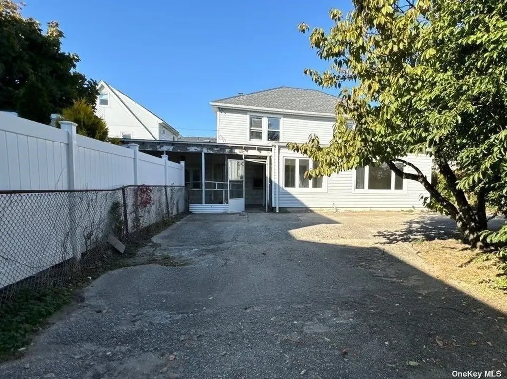 110 Cedar Road Inwood NY 11096