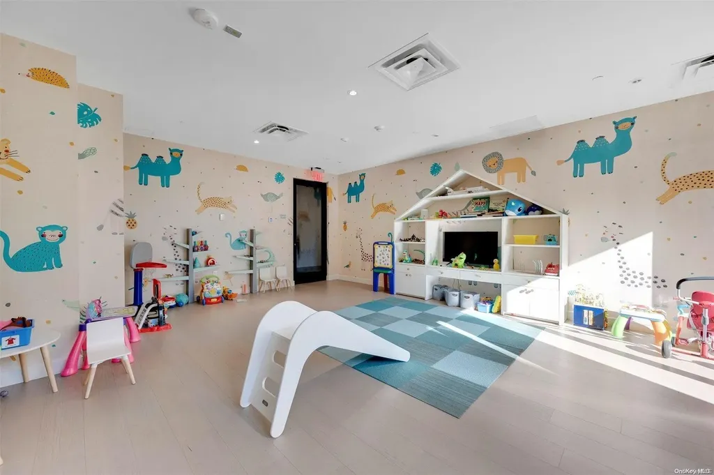 107-06 Queens Boulevard Forest Hills NY 11375