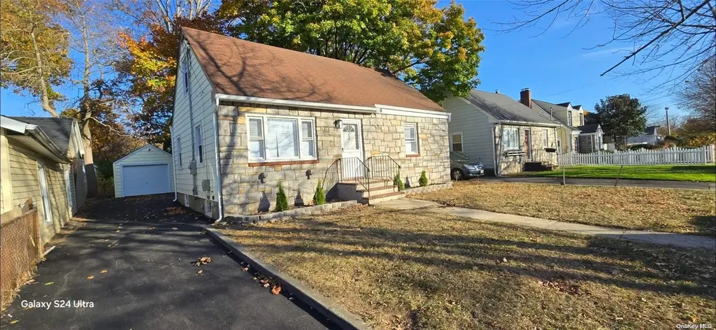 234 Rutland Road Freeport NY 11520