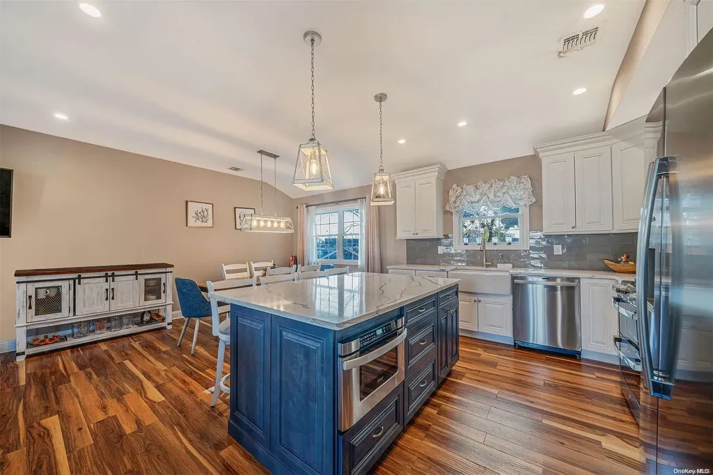 94 Magaw Place West Babylon NY 11704