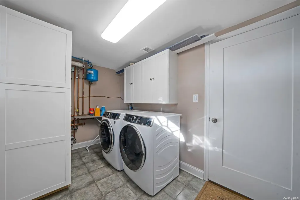 94 Magaw Place West Babylon NY 11704