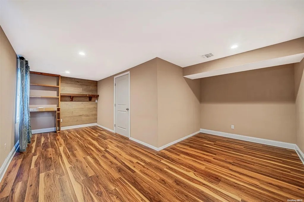 94 Magaw Place West Babylon NY 11704