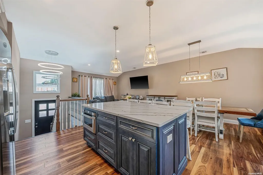 94 Magaw Place West Babylon NY 11704