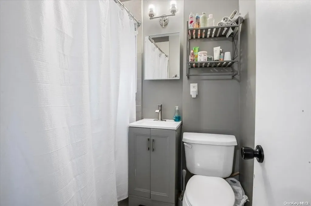 253 Court Place Cedarhurst NY 11516