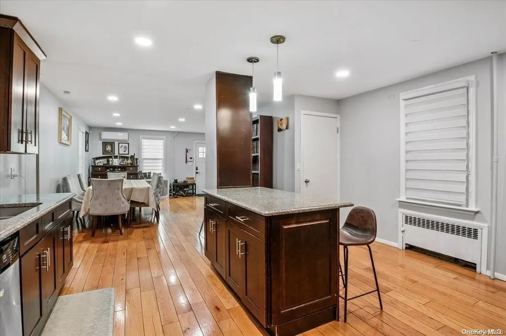 253 Court Place Cedarhurst NY 11516