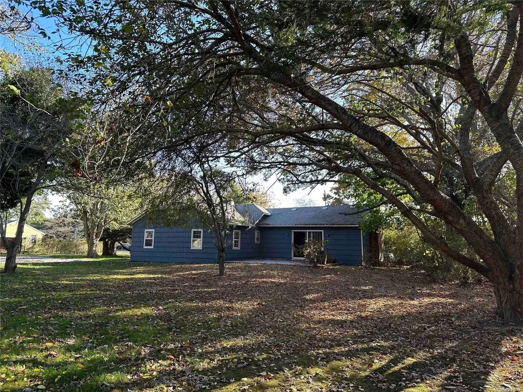 277 County Road 39 Southampton NY 11968