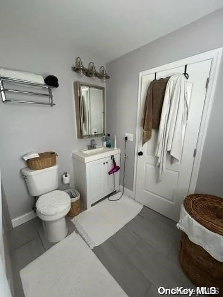 243 Whittier Drive Mastic Beach NY 11951