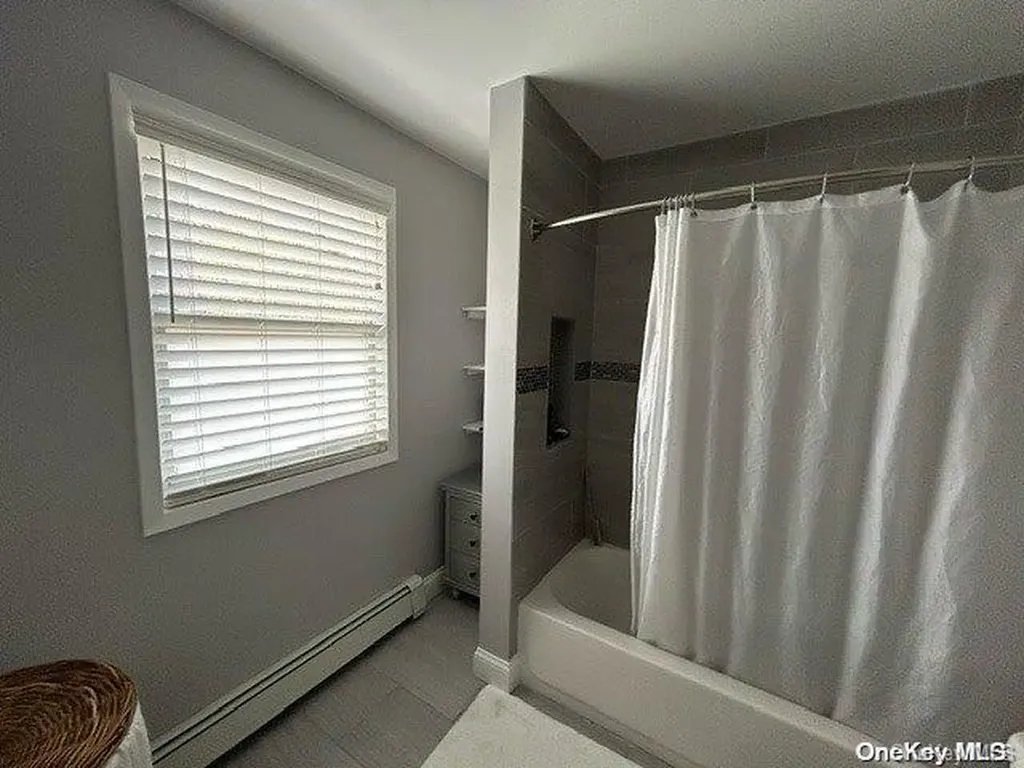 243 Whittier Drive Mastic Beach NY 11951