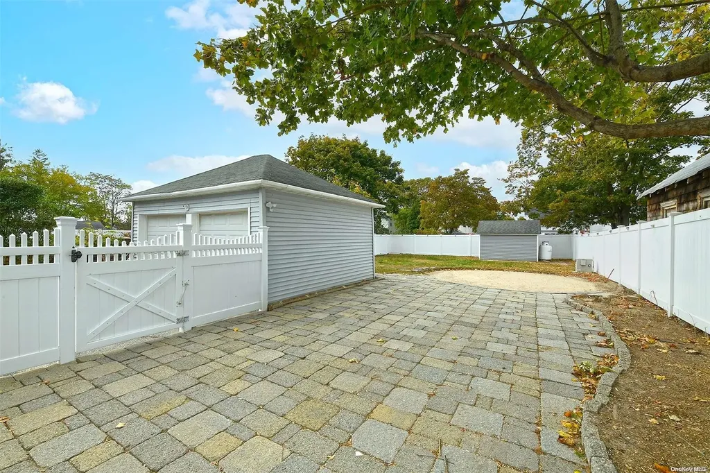 40 Jayne Avenue Patchogue NY 11772