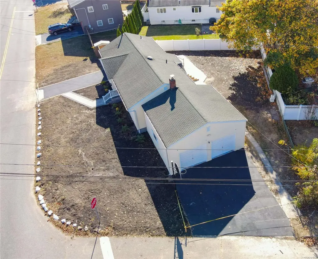 140 Hubbards Path West Babylon NY 11704