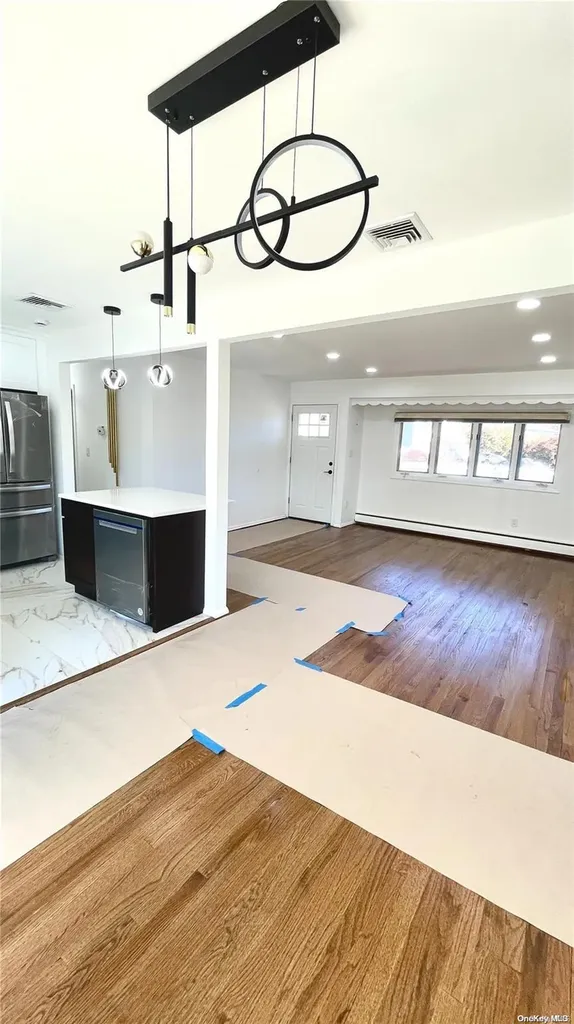 140 Hubbards Path West Babylon NY 11704