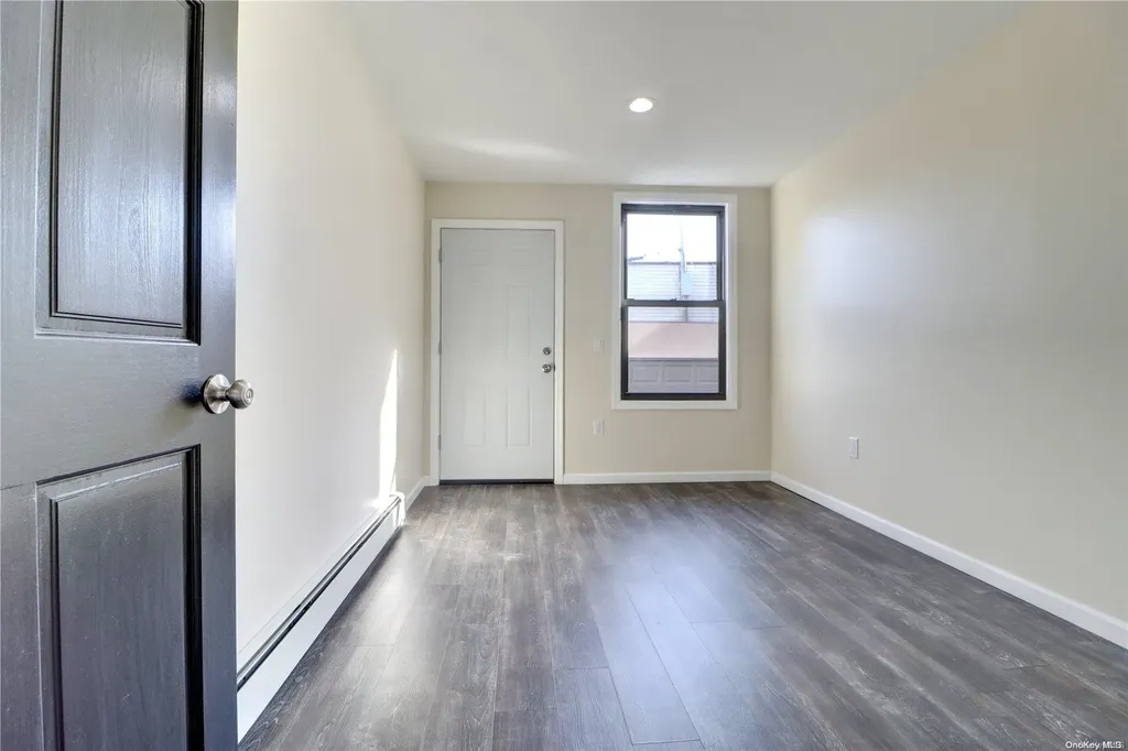 58-10 78th Avenue Ridgewood NY 11385