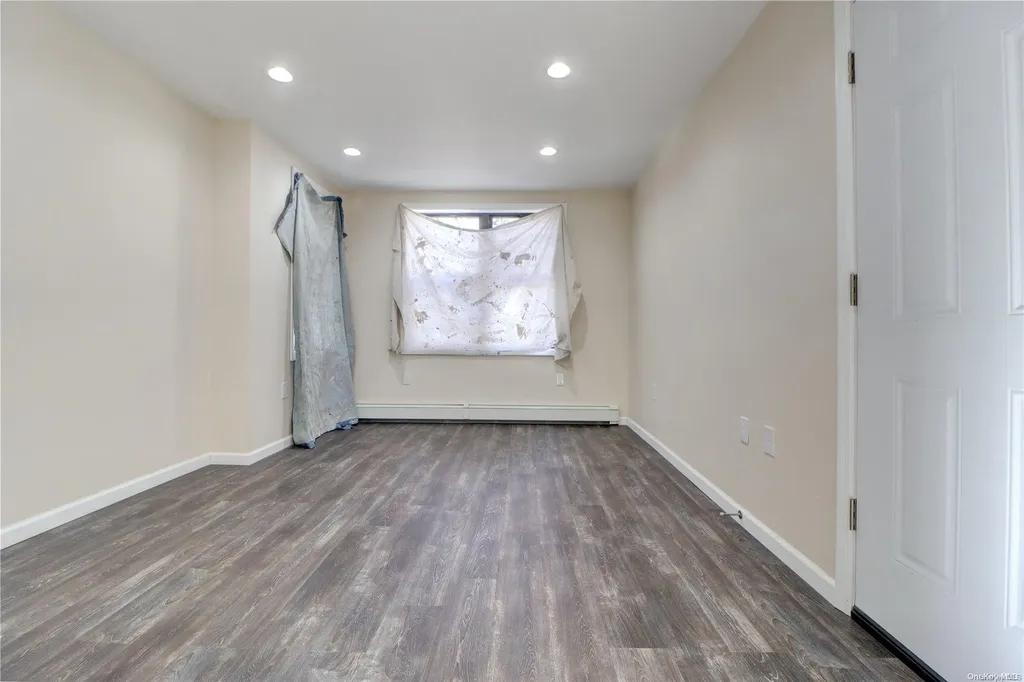 58-10 78th Avenue Ridgewood NY 11385