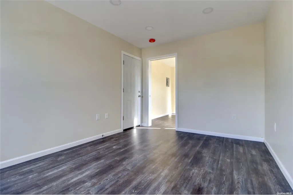 58-10 78th Avenue Ridgewood NY 11385