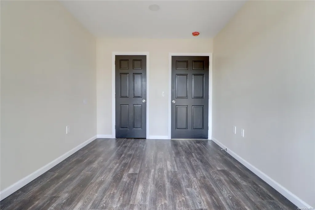 58-10 78th Avenue Ridgewood NY 11385