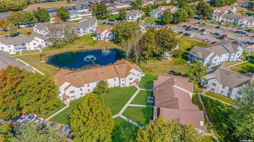 14 Fairview Circle Middle Island NY 11953