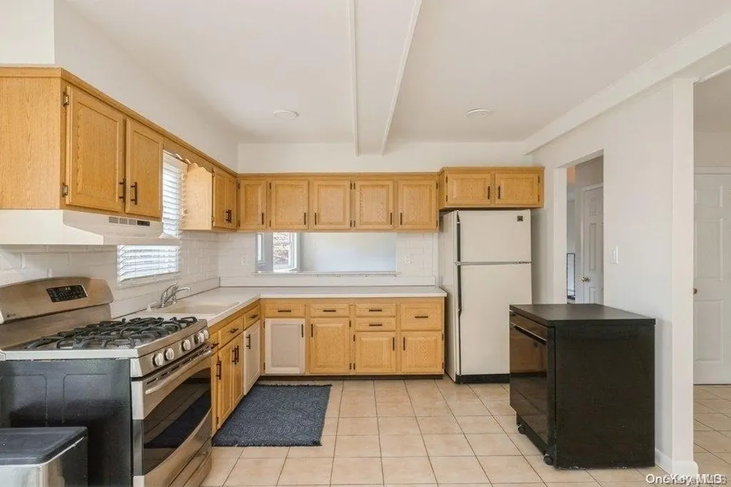 406 Walker Street West Babylon NY 11704