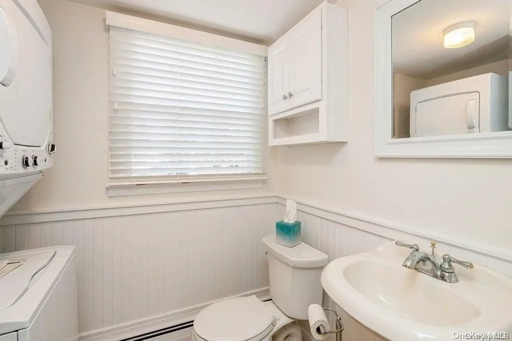 406 Walker Street West Babylon NY 11704