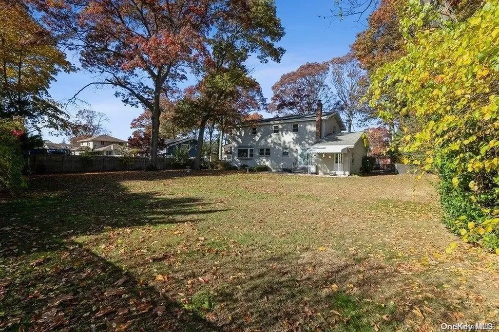406 Walker Street West Babylon NY 11704