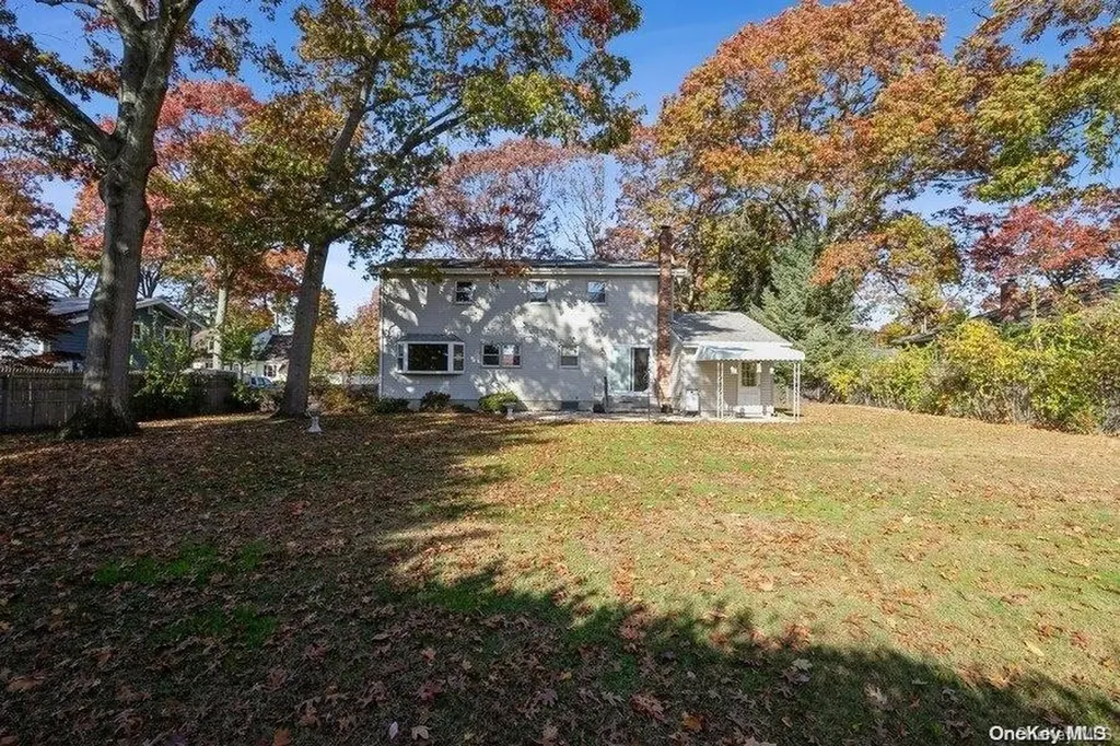 406 Walker Street West Babylon NY 11704