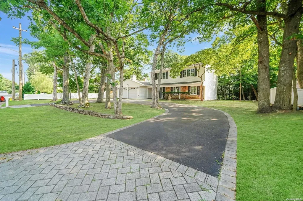 1009 Old Town Road Coram NY 11727