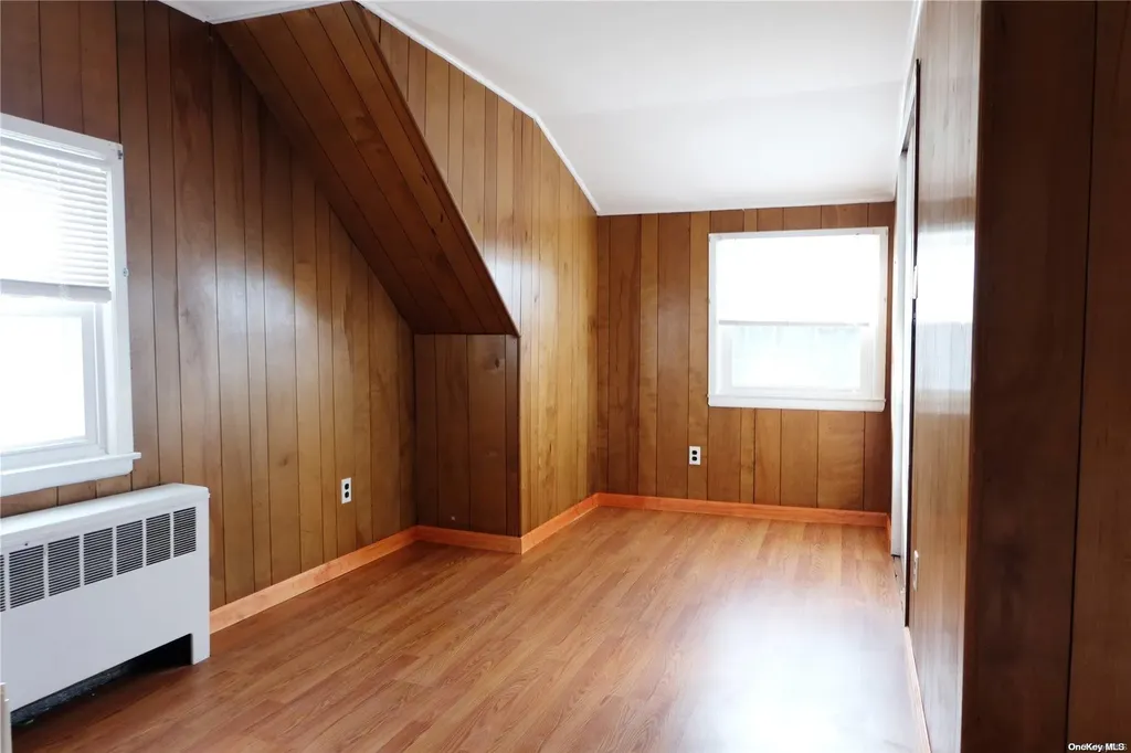 7 Bell Lane Levittown NY 11756