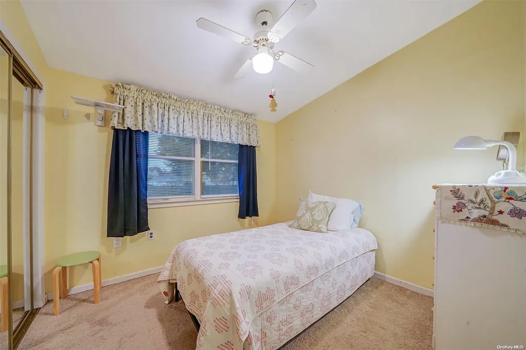 3 Peter Road Ronkonkoma NY 11779